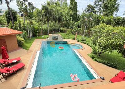 5 bedroom House in Lanna Villa East Pattaya