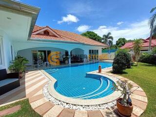 5 bedroom House in  Bang Saray