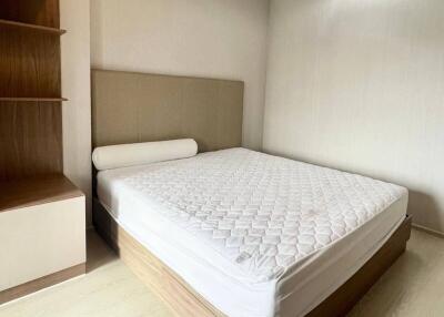 1-BR Condo at Life One Wireless near BTS Phloen Chit