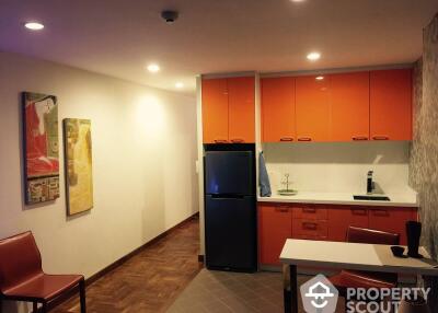 Studio Condo at Sukhumvit Park Condominium near BTS Asok