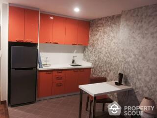 Studio Condo at Sukhumvit Park Condominium near BTS Asok