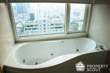 4-BR Condo at Ivy Thonglor 23 close to Thong Lo