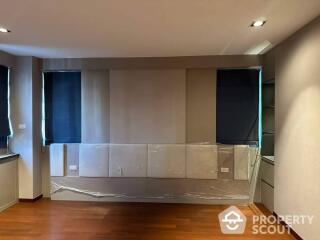 4-BR Condo at Ploenchit Terrace near BTS Phloen Chit