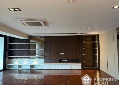 4-BR Condo at Ploenchit Terrace near BTS Phloen Chit