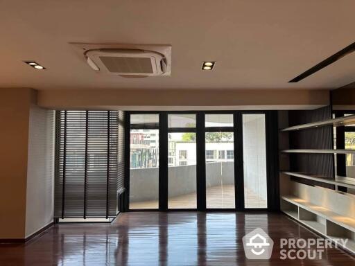 4-BR Condo at Ploenchit Terrace near BTS Phloen Chit