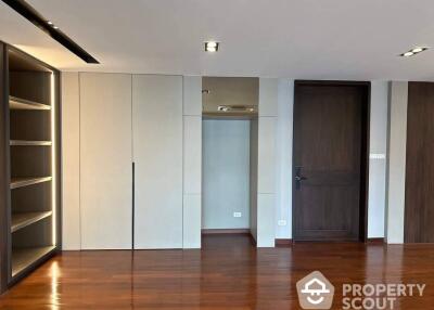 4-BR Condo at Ploen Chit Terrace near BTS Phloen Chit