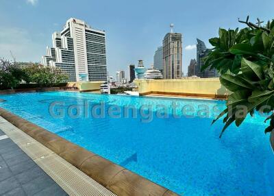 Modern spacious 2-Bedrooms condo with balcony - Sukhumvit soi 22