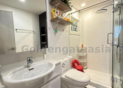 Modern spacious 2-Bedrooms condo with balcony - Sukhumvit soi 22