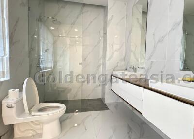 4 Bedrooms Modern Townhouse in Compound - Sukhumvit 49