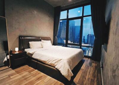 The Lofts Asoke – 1 bed