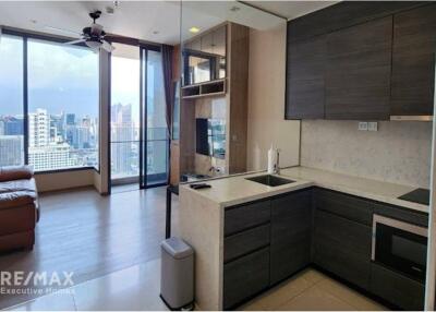 Luxurious Fully Furnished Condo near MRT Sukhumvit - 7 mins walk