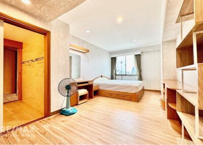 Luxurious 3BR Condo in Sukhumvit 39, 9 Mins Walk to BTS Phrom Phong Station