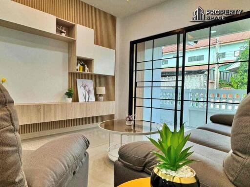 Minimal 3 Bedroom House In Nong Pla Lai Pattaya For Sale