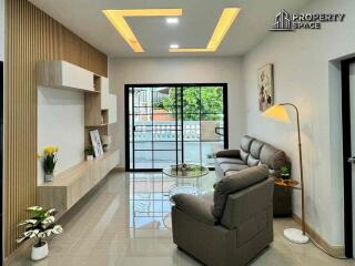 Minimal 3 Bedroom House In Nong Pla Lai Pattaya For Sale