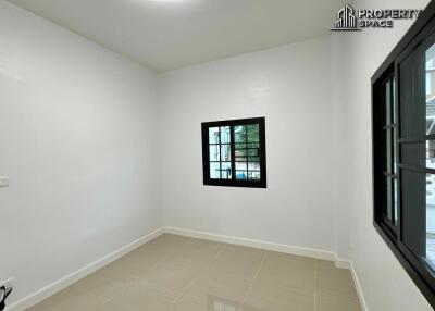 Minimal 3 Bedroom House In Nong Pla Lai Pattaya For Sale