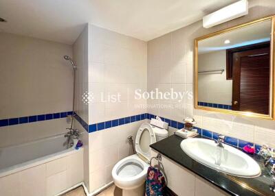 Spacious bathroom with modern amenities