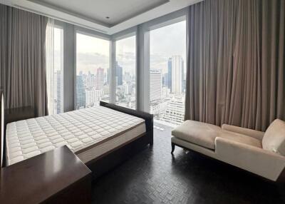 Bedroom with city view