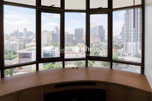 Office with a panoramic city view