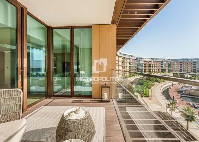 Exclusive Upgraded 2BR  Full Marina View