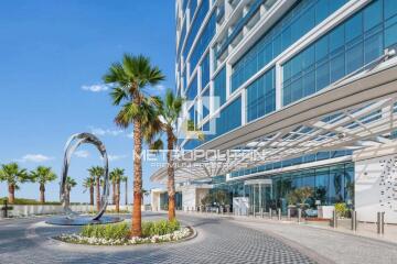 High floor  Beach Access  Furnished