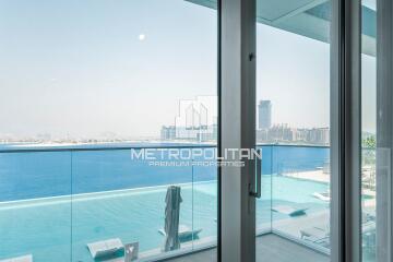 Big Layout Apt  Stunning Waterfront View