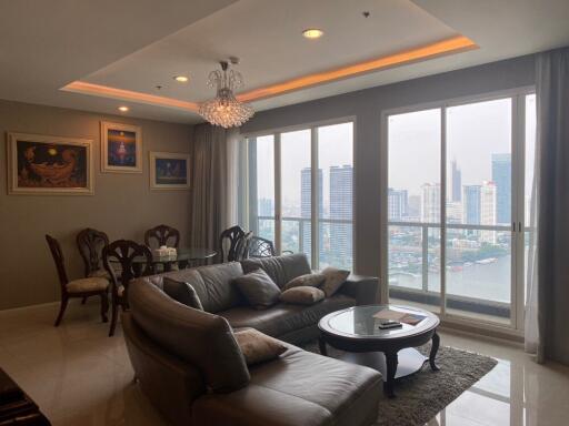 Spacious living room with city view