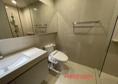 Bathroom with modern fixtures