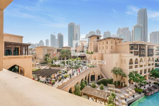 Spacious   Vacant     Burj Khalifa View