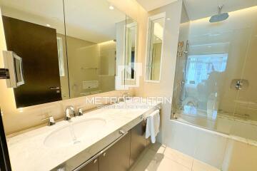 Serviced Apartment  Vacant   Burj View