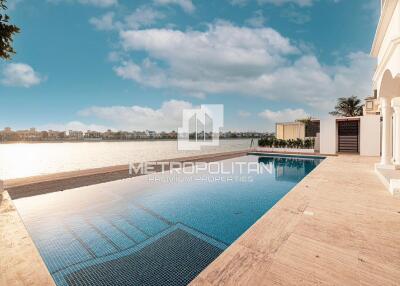 Upgraded Unit  Infinity Pool  Vacant