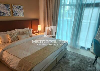 Upgraded Unit  Vacant  Fully Furnished