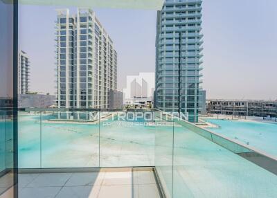 Brand New   Lagoon View  Oasis at Residences 7