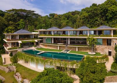 Stunning 5-Bedroom Luxury Oceanfront Villa – Kamala Headland