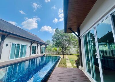 4 Bedrooms Villa near Layan Beach