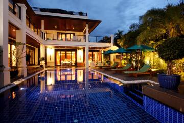 5 Bedrooms Luxurious Seaview Villa