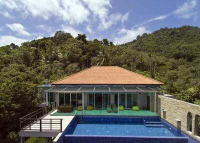 BEAUTIFUL FAMILY HOME SEA VIEW VILLA (SM31)