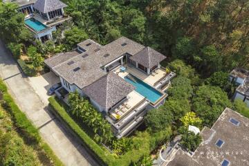 ELEVATED HILLSIDE OCEAN VIEW VILLA, LAYAN BEACH