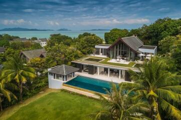 ELEGANT 5 BED BEACHFRONT VILLA – EAST COAST