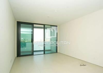 Perfect Condition  Vacant  Best Layout Sea View