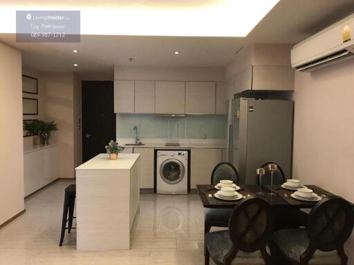 Modern kitchen with dining area