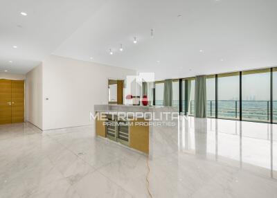 Ready to Move in  Huge Layout  Stunning Sea View