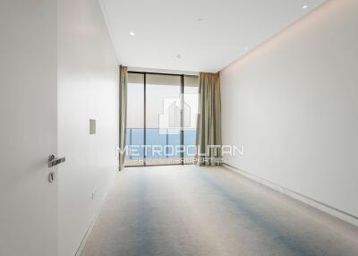 Ready to Move in  Huge Layout  Stunning Sea View