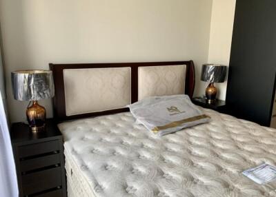 Bedroom with bed and nightstands