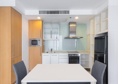 Modern kitchen with dining area