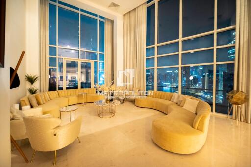 Exquisite Penthouse  Canal View  High Floor