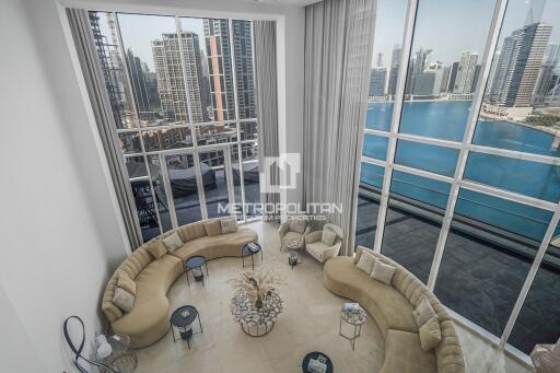 Exquisite Penthouse  Canal View  High Floor