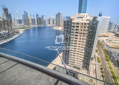 Exquisite Penthouse  Canal View  High Floor