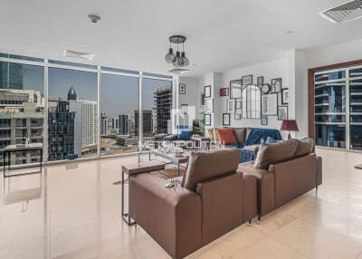 Exquisite Penthouse  Canal View  High Floor