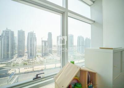 Luxury Apartment   Good Investment  High Floor