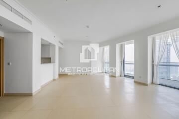 Amazing View  High Floor  Spacious  Vacant